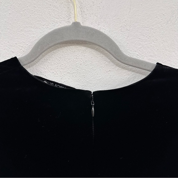 Veronica Beard Black Velvet Ruched Blouse - Picture 7 of 8
